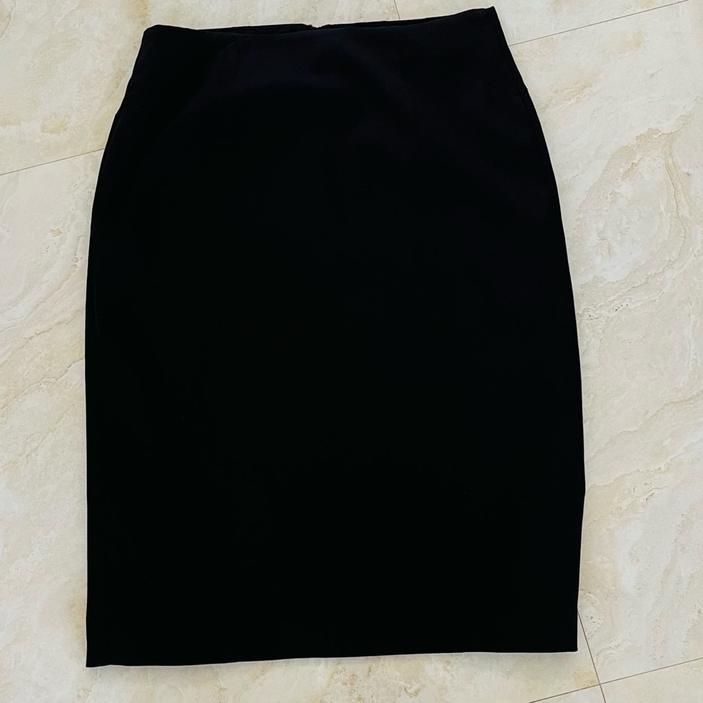 White House Black Market Skirt